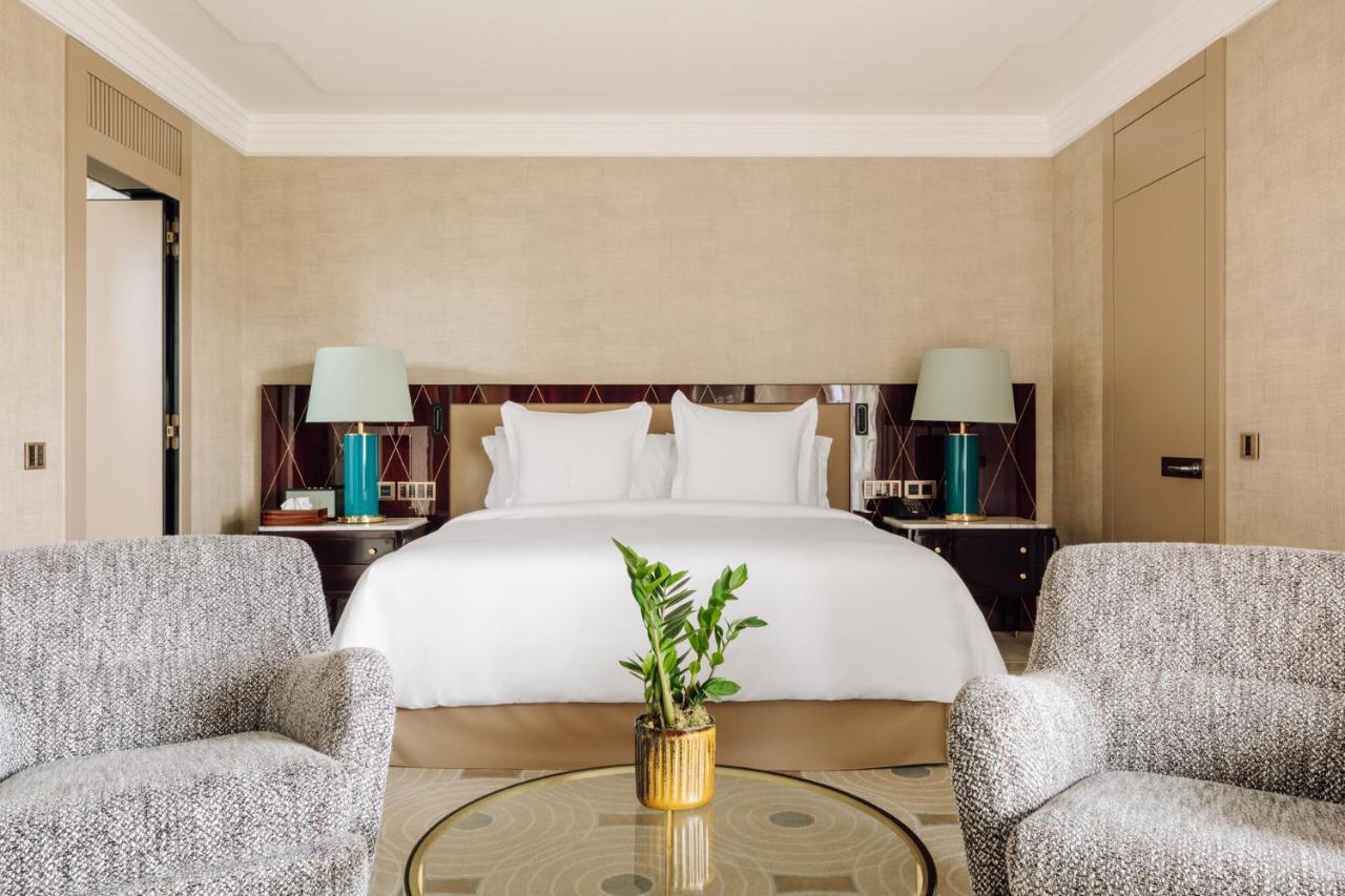 Four Seasons Ritz Hotel
