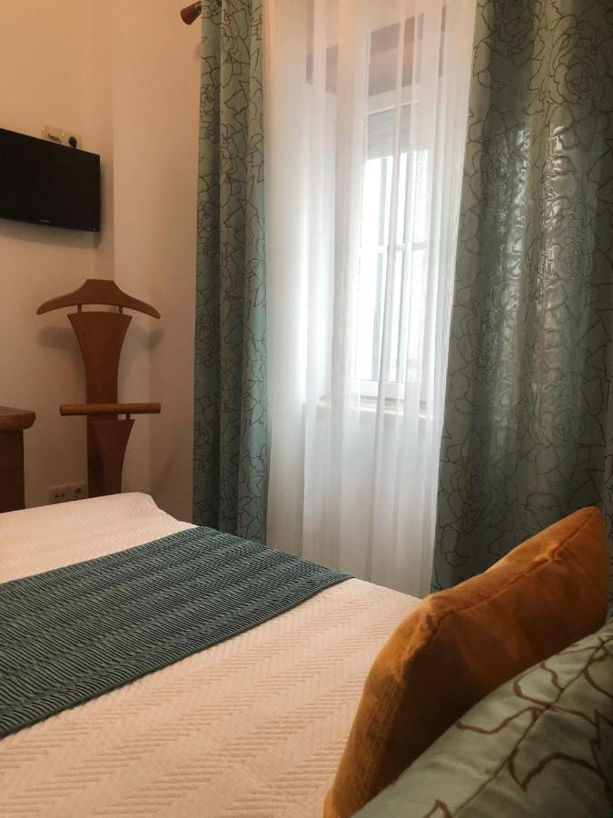 Apartment Familia Sequeira Nazare
