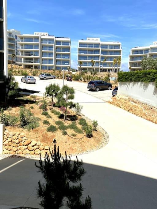 Apartment New Stunning Ocean Aprt In 