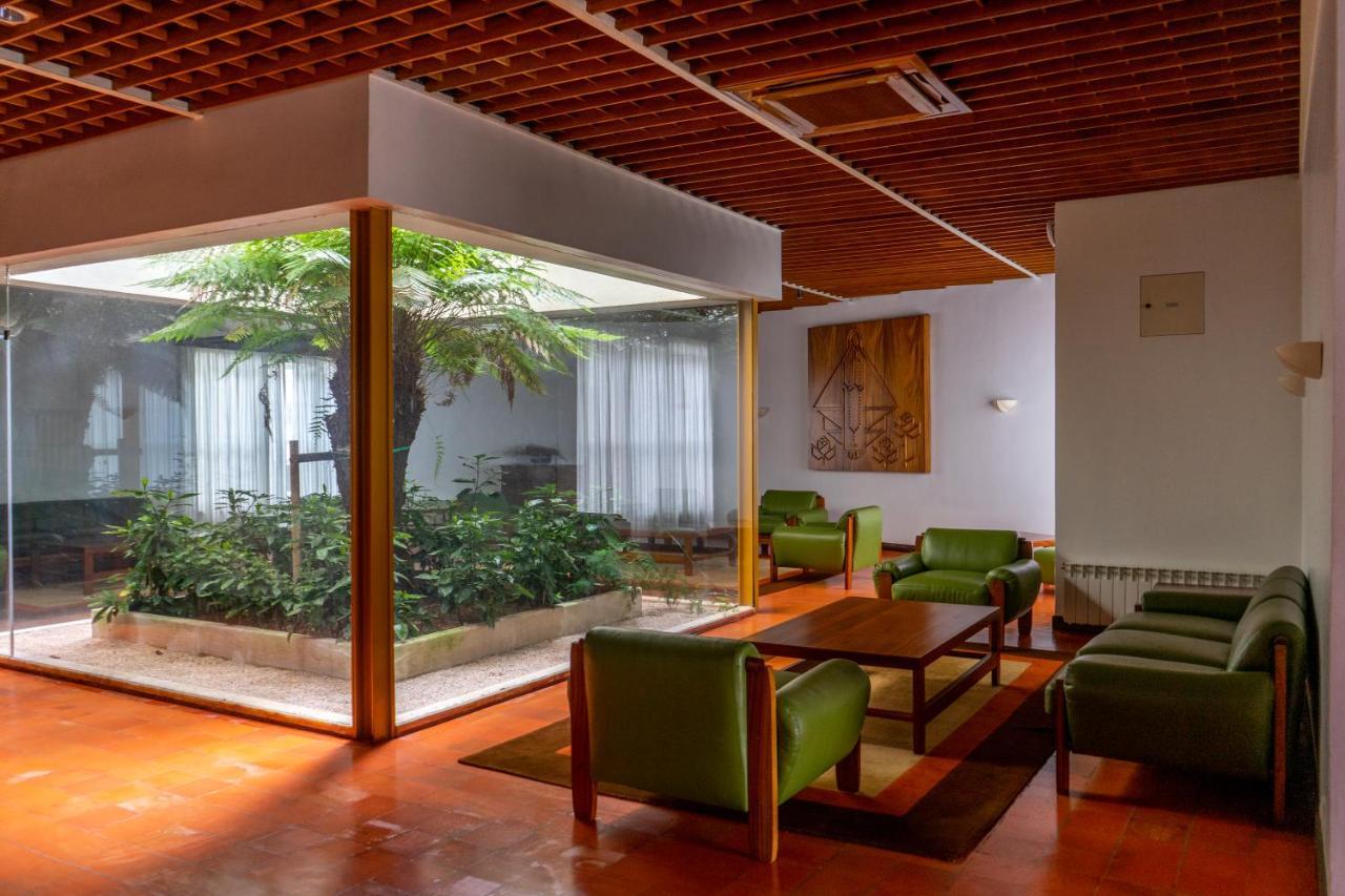 Hotel Casa Irmas Dominicanas - By Flagworld Fatima