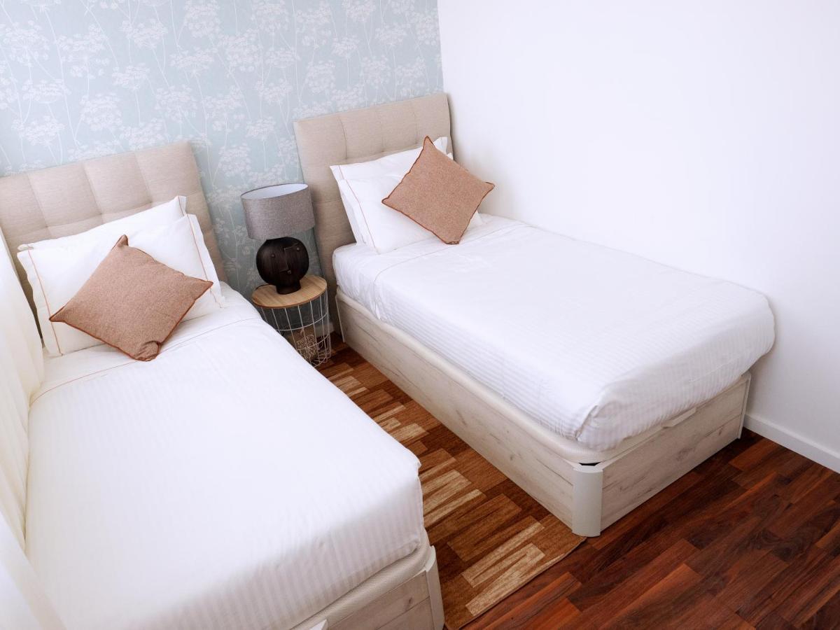 Apartamento Unique Penthouse Near Livaria Lello - 40m2 Terrace And Free Parking Porto
