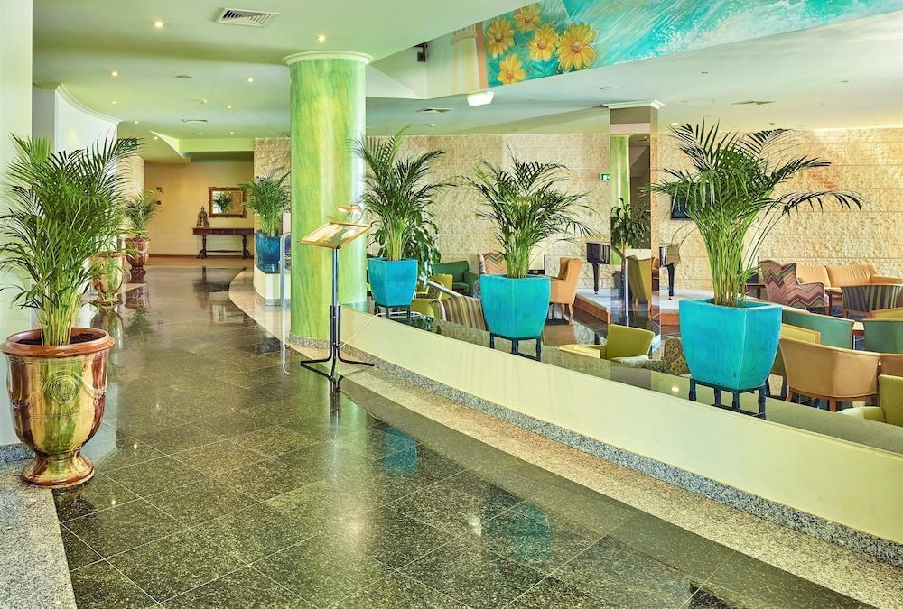 Hotel Baia Grande 4*