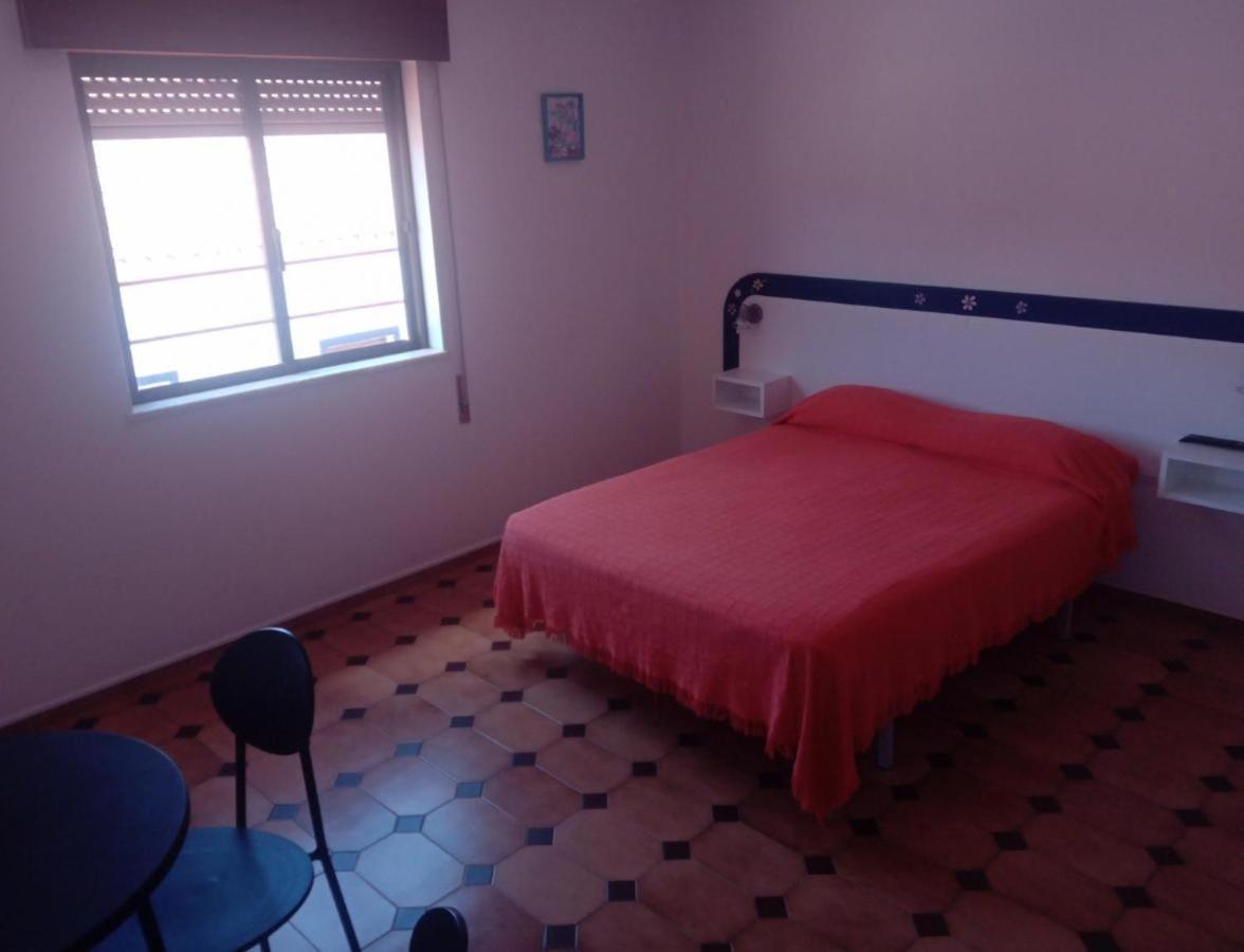 Residencia Laranjeira Pensión *