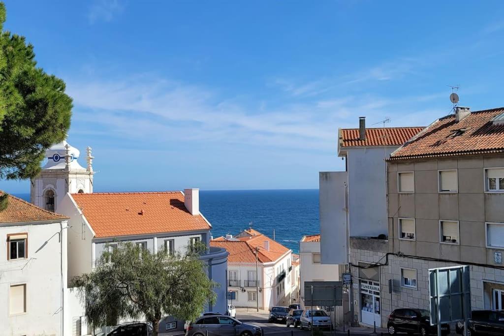 Apartment *sea View* New 3 Bedroom With Free Parking