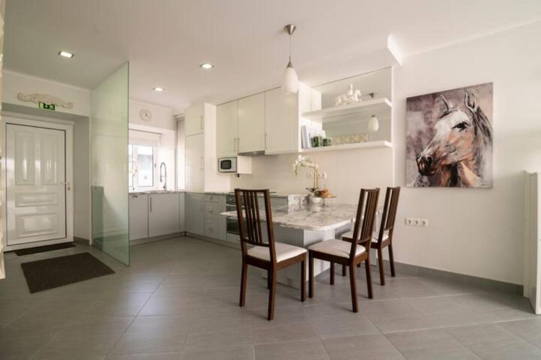 Casa Amarela Al 3030