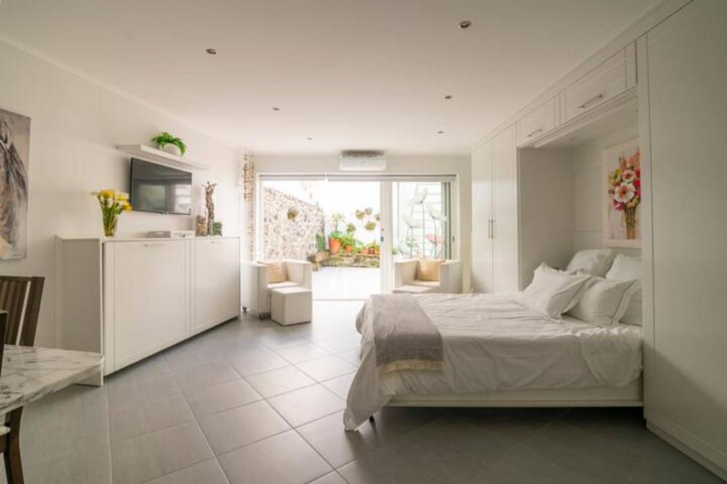Casa Amarela Al 3030 Horta (Azores)