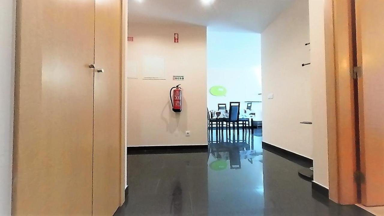 Apartamento Turisticos Rocha Tower 4 *