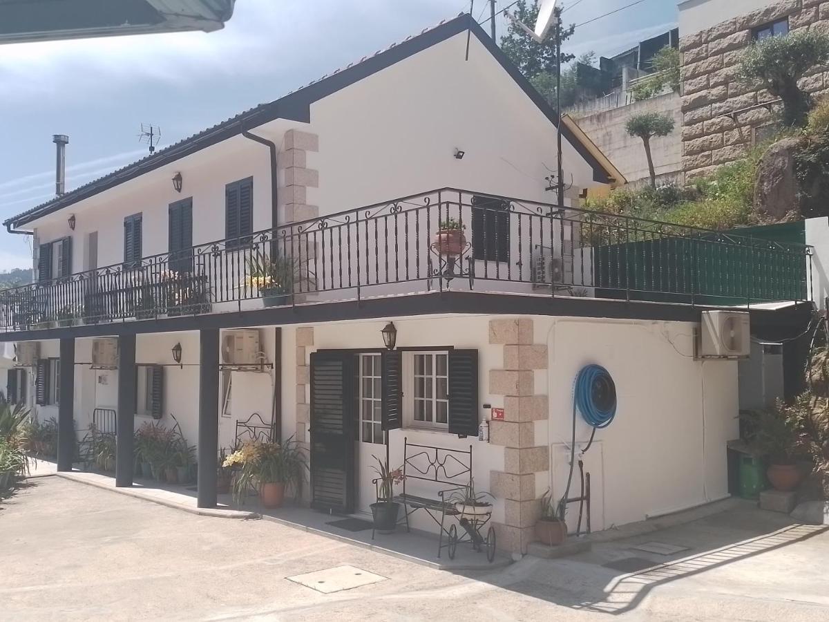 Guest house Casa Do Eido 3*