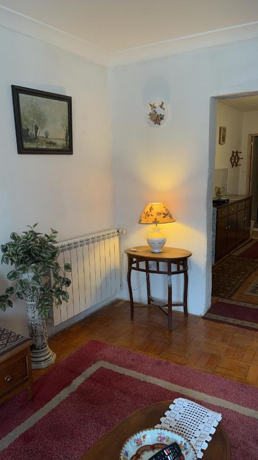 Apartamento Casa Da Avó Maria, Largo De Santo António, N 97395al