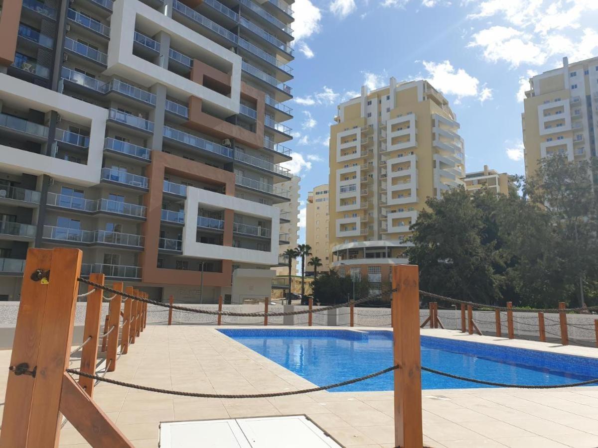 Elite Residense A 150 Mts Da Rocha * Portimao