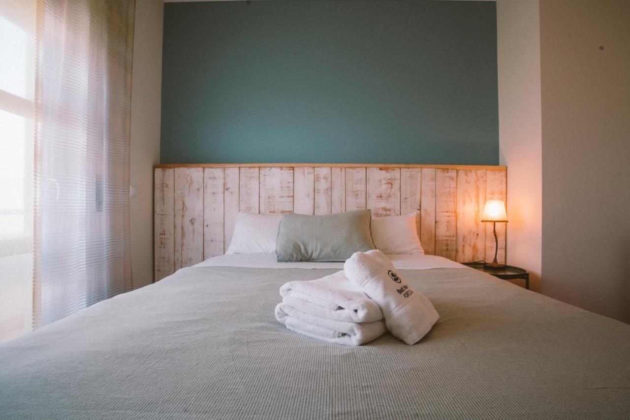 37 - Driftwood Ocean Peniche