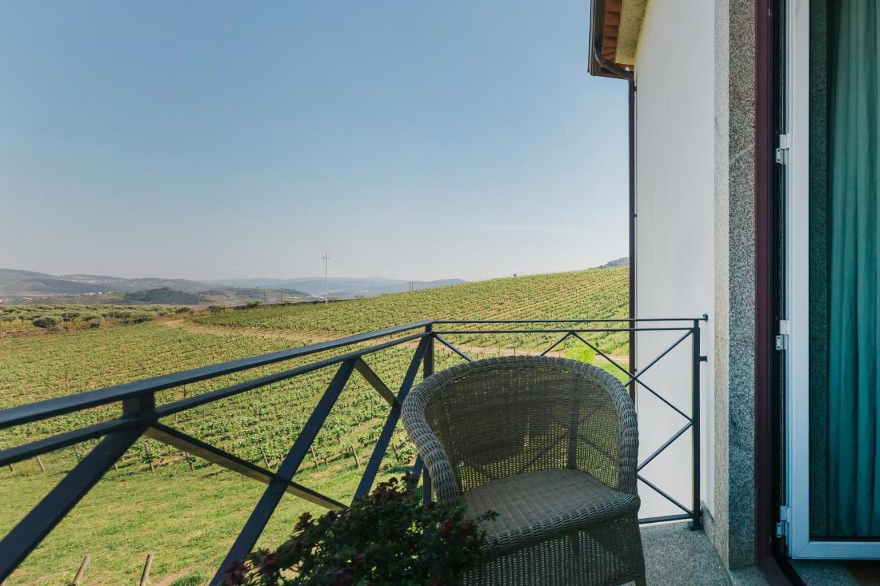 Casa Pipas / Quinta Do Portal Sabrosa