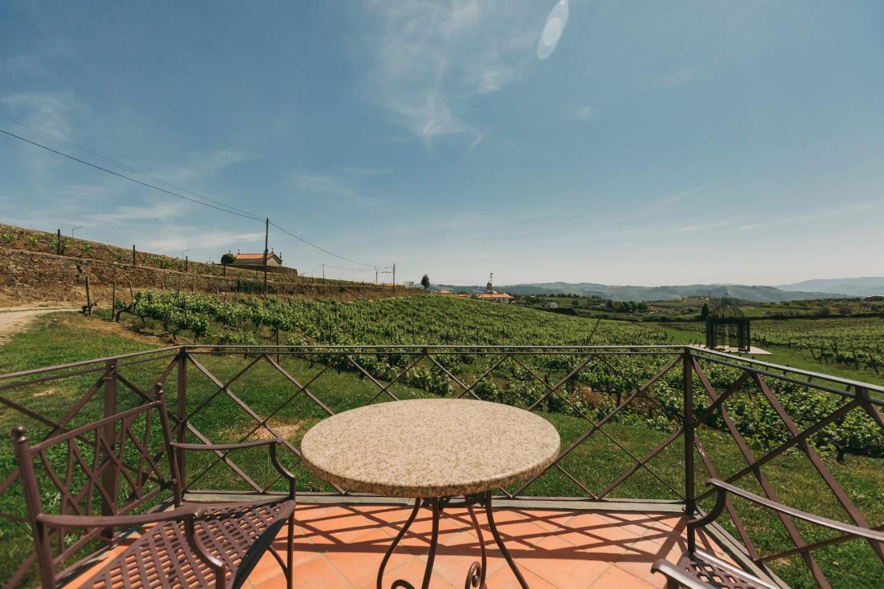 Casa Pipas / Quinta Do Portal Sabrosa