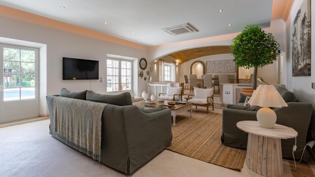 Portuguese Mansion Close To Marina, Golf And Beach. Villa *