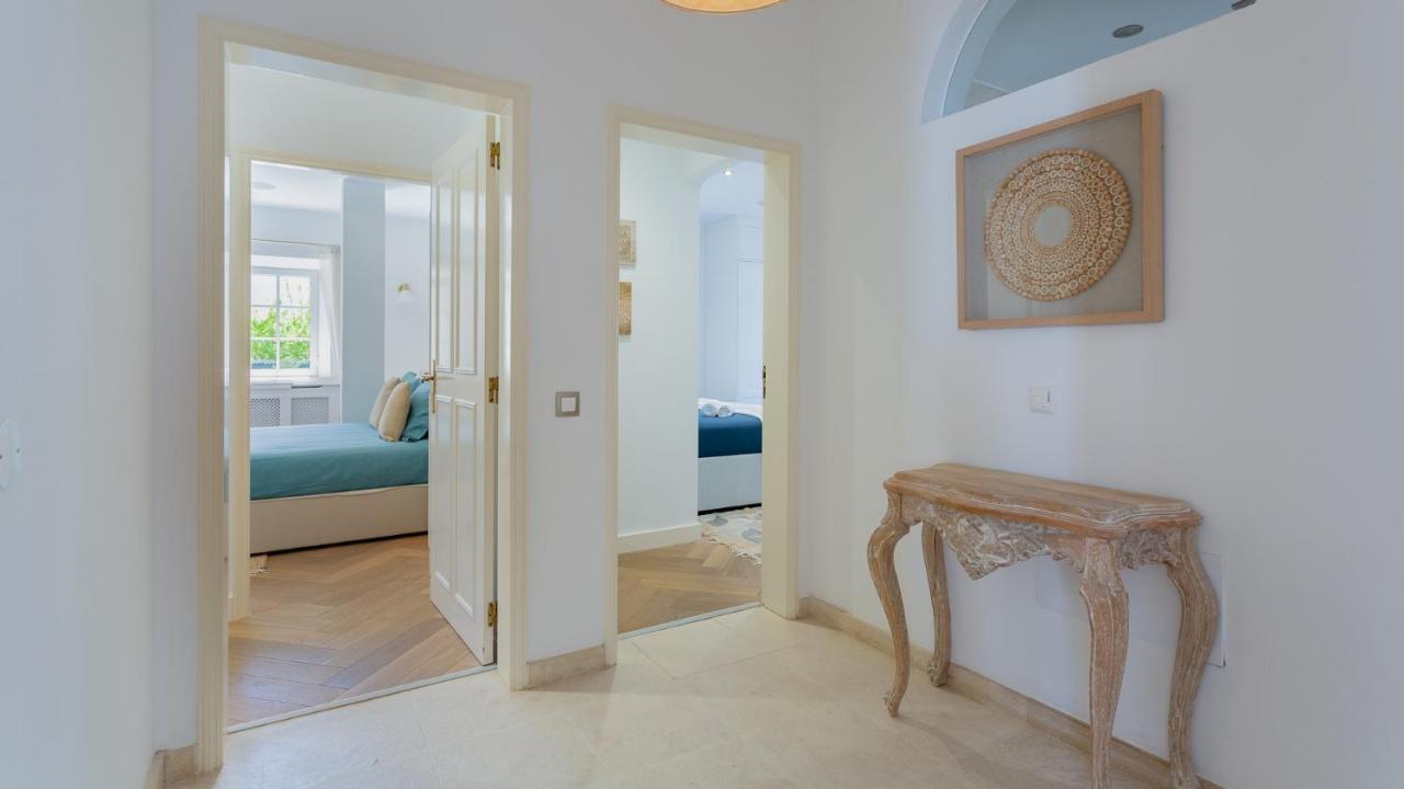 Portuguese Mansion Close To Marina, Golf And Beach.