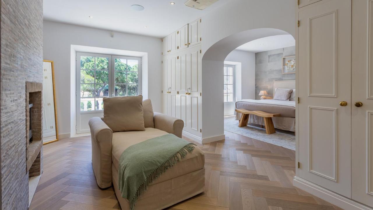 Villa Portuguese Mansion Close To Marina, Golf And Beach.