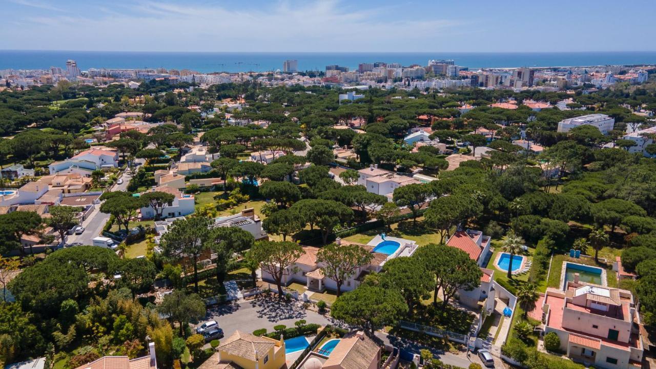 Villa Portuguese Mansion Close To Marina, Golf And Beach. *