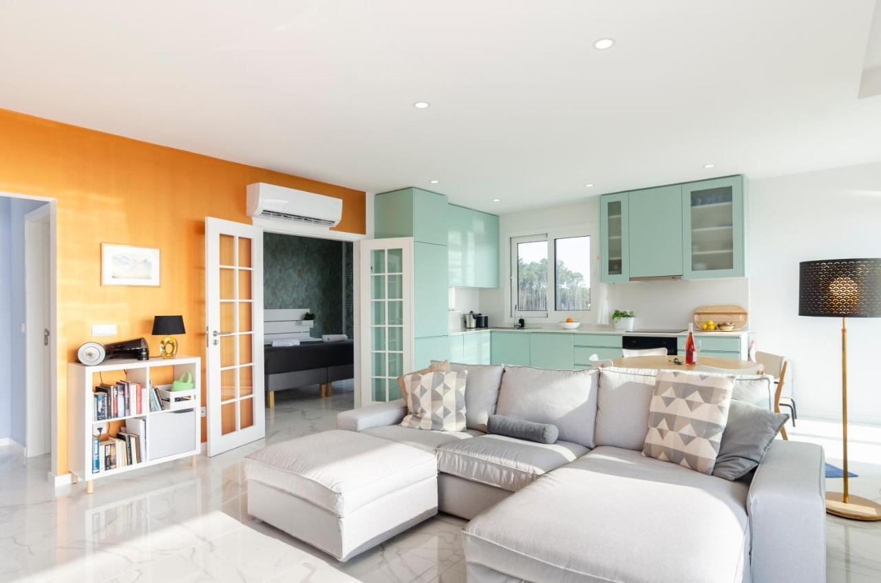 Ocean Views - New Private With Pool & Sea Views Nazare