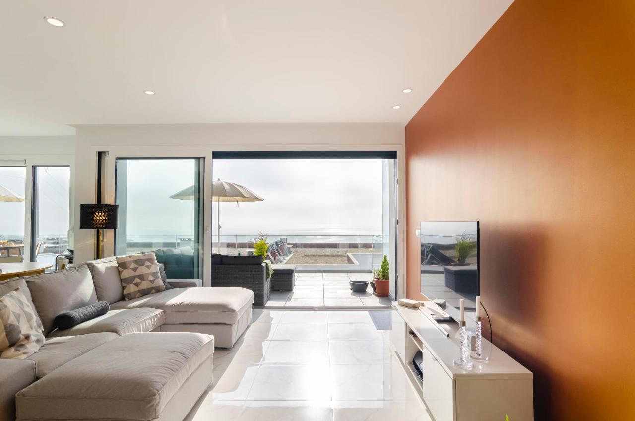 Apartment Ocean Views - New Private With Pool & Sea Views