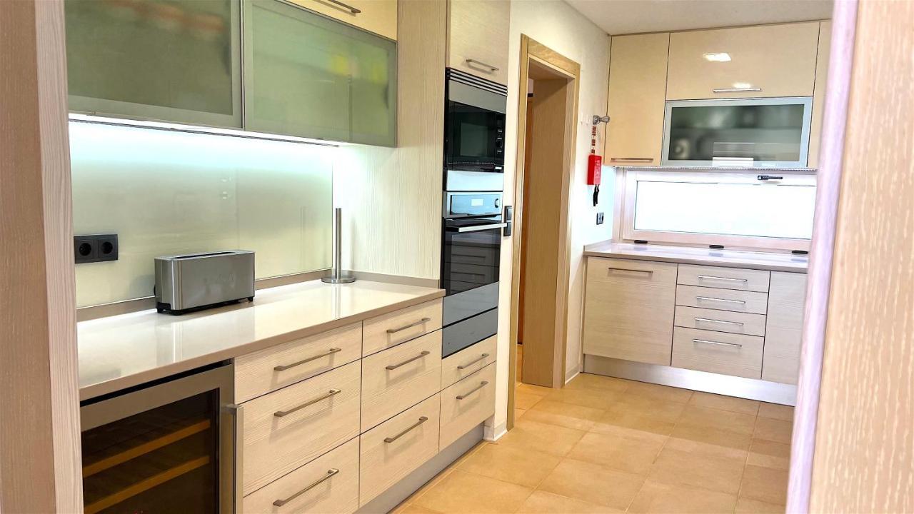 Apartment Sea Breeze