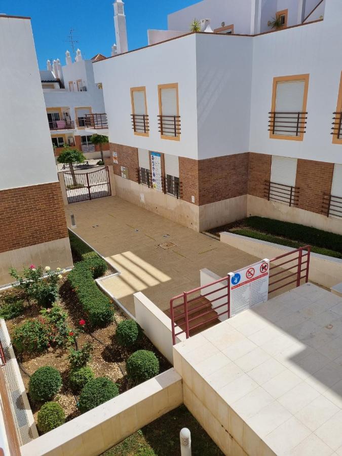 Duplex Em De *