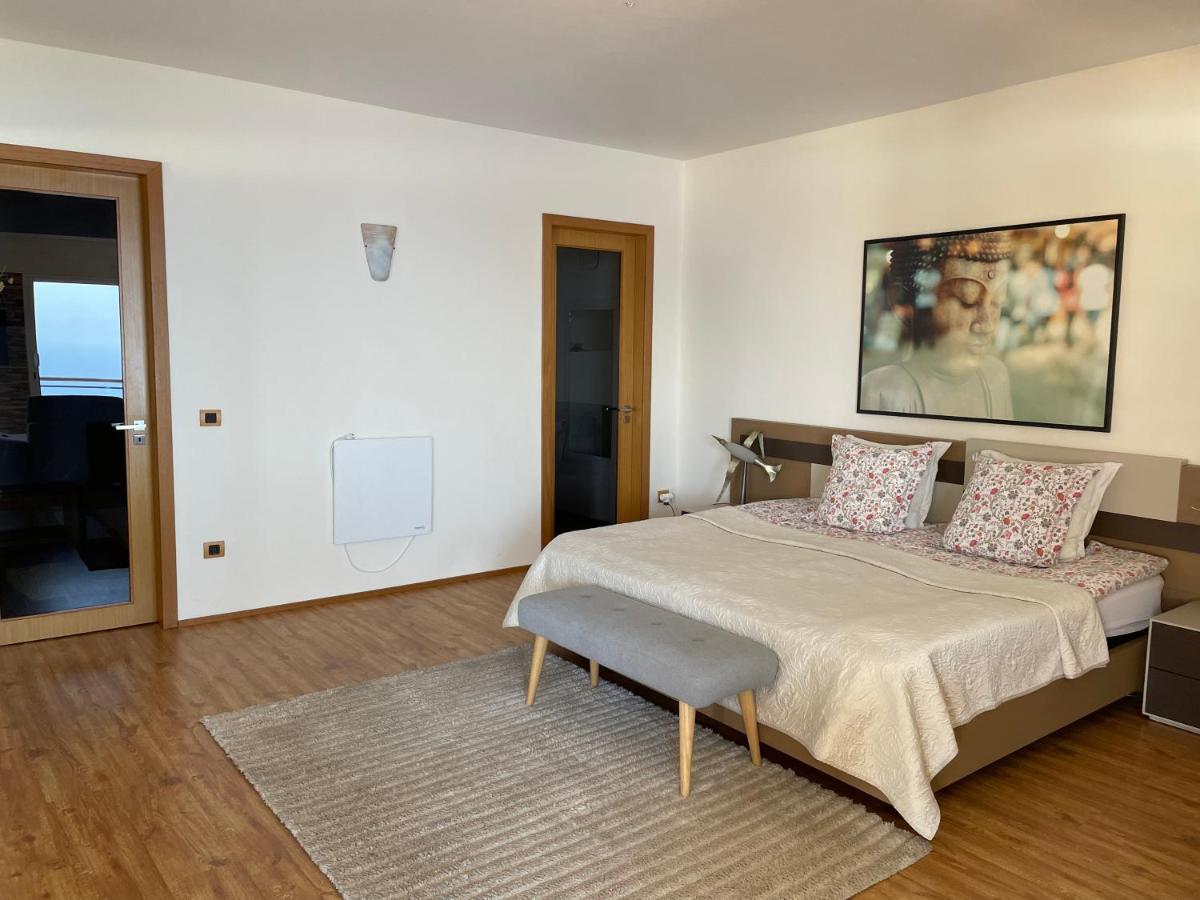 Isabela - Car For Free Apartment Canico (Madeira)