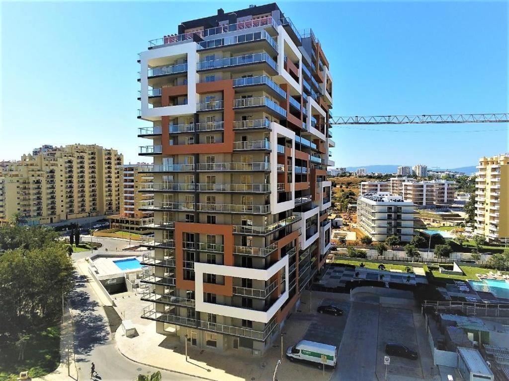 Elite Residense A 150 Mts Da Rocha Apartment Portimao