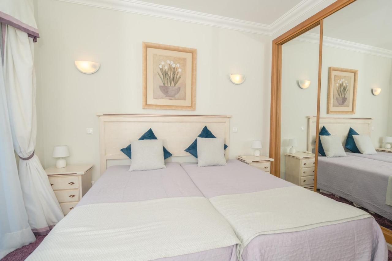 Beautiful On Boavista Golf - Daily Service & Access Villa Lagos