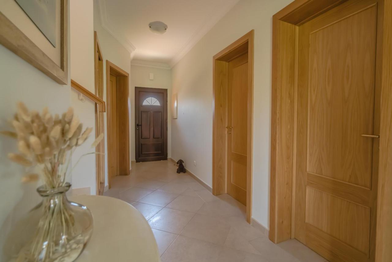 Beautiful On Boavista Golf - Daily Service & Access Villa Lagos