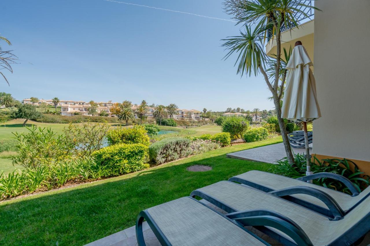 Villa Beautiful On Boavista Golf - Daily Service & Access Lagos