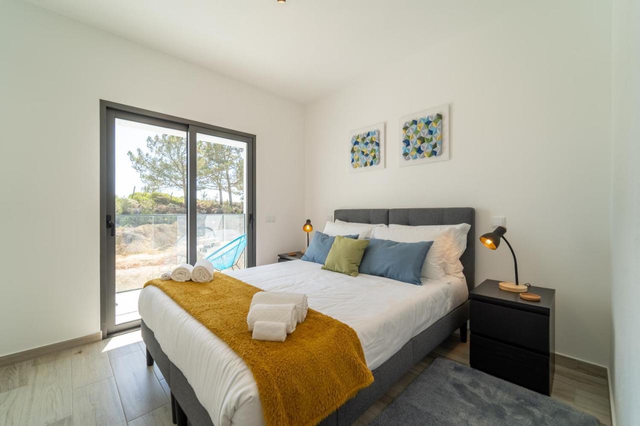 A Gaivota - Walking Distance To Monte Clerigo And Amoreira Beaches Appartement *