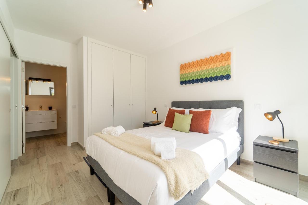 A Gaivota - Walking Distance To Monte Clerigo And Amoreira Beaches Appartement Aljezur