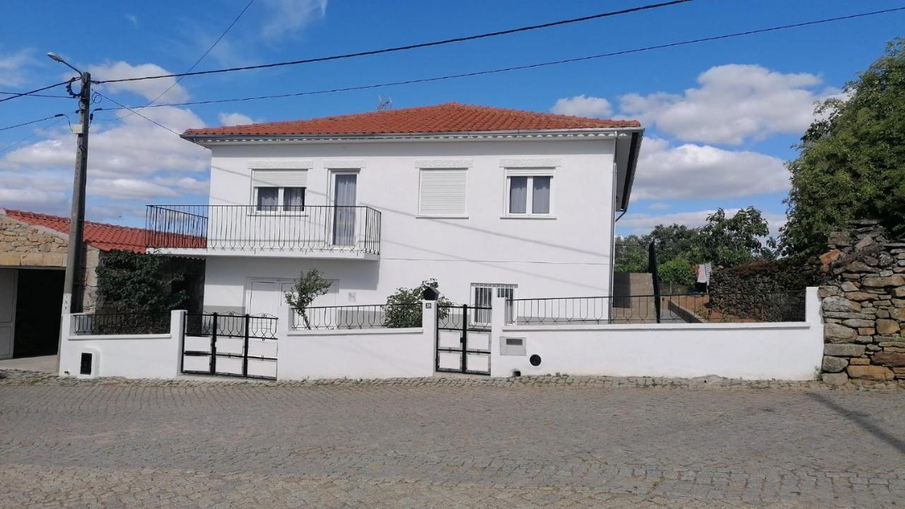 Casa Indrineiras Holiday home Mogadouro (Braganca)