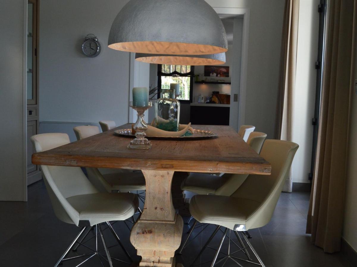 Villa Modern With Swimming Pool Near Carvoeiro *