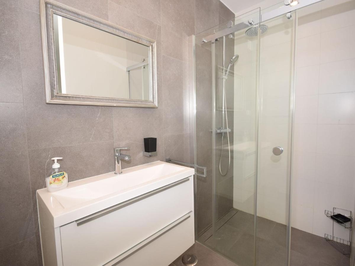 Modern With Swimming Pool Near Carvoeiro Villa Carvoeiro (Lagoa)