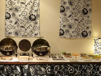 Evora Hotel 4*
