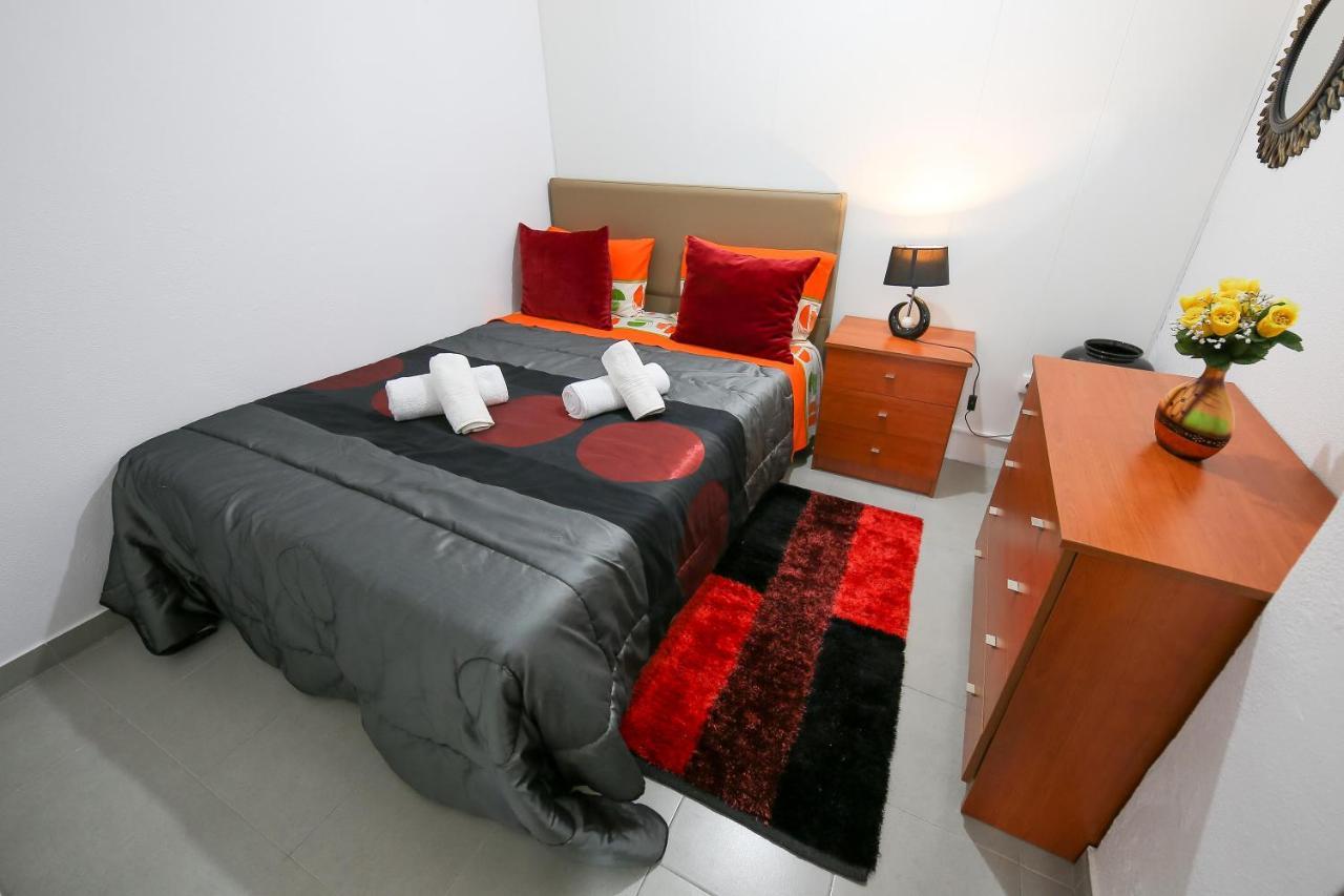 Casa Da Tia Laura Nazaré