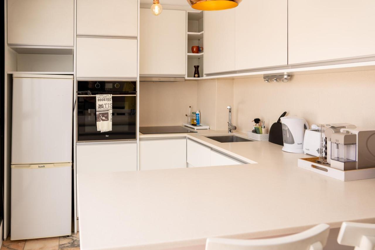 Braganca Apartments *