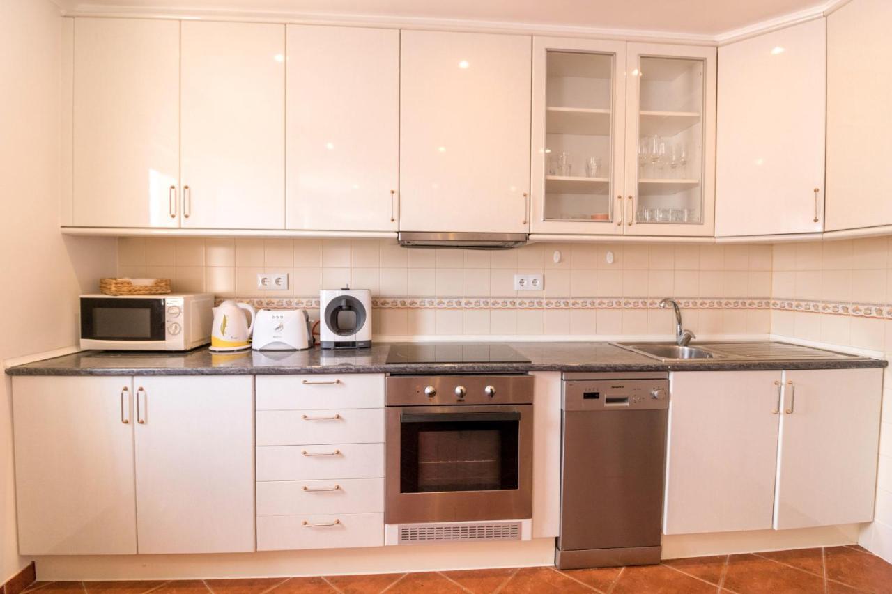 #008 T2 Tenis By Holidays Apartment
