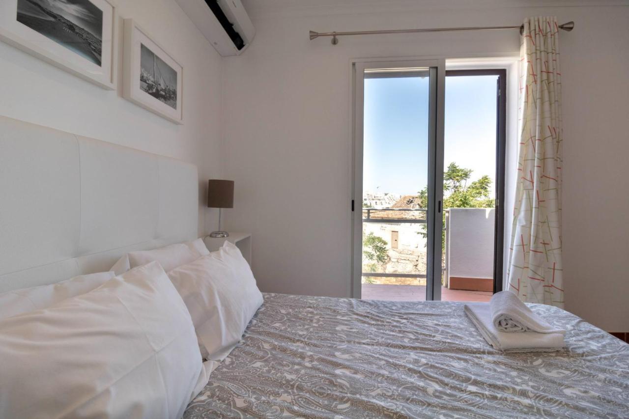 #008 T2 Tenis By Holidays Apartment *