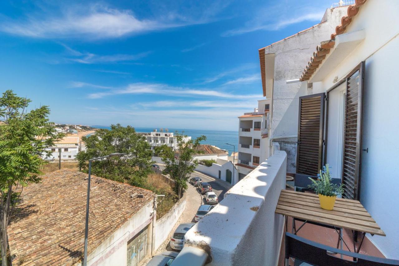 Apartment #008 T2 Tenis By Holidays