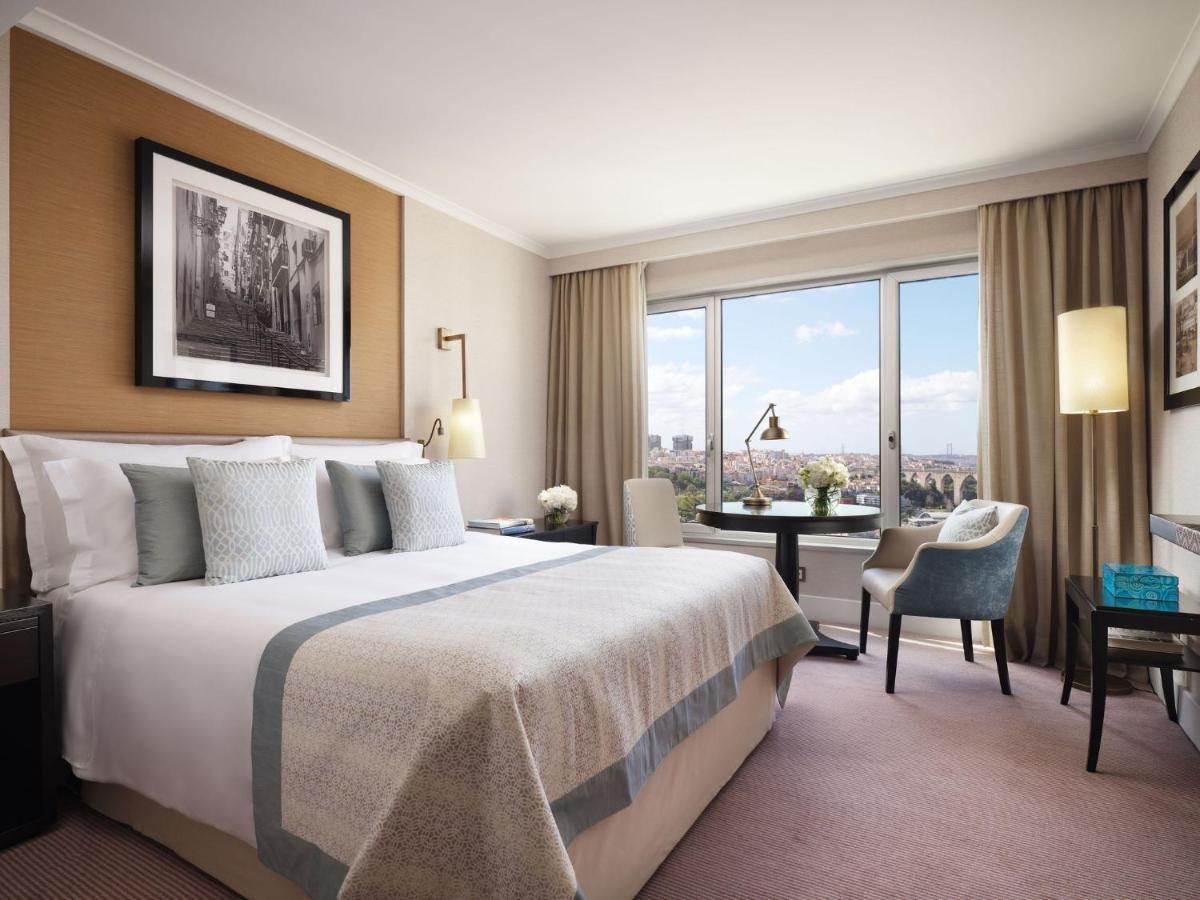 Hotel Corinthia