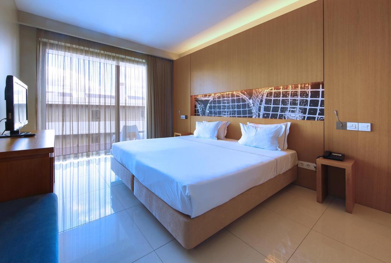 Hotel Agua Riverside