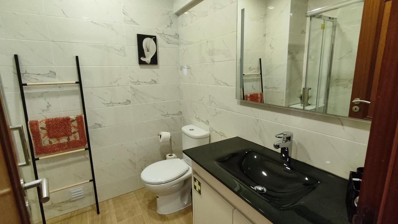 1 Torre Sol 2 - Casas & Papeis * Armacao de Pera