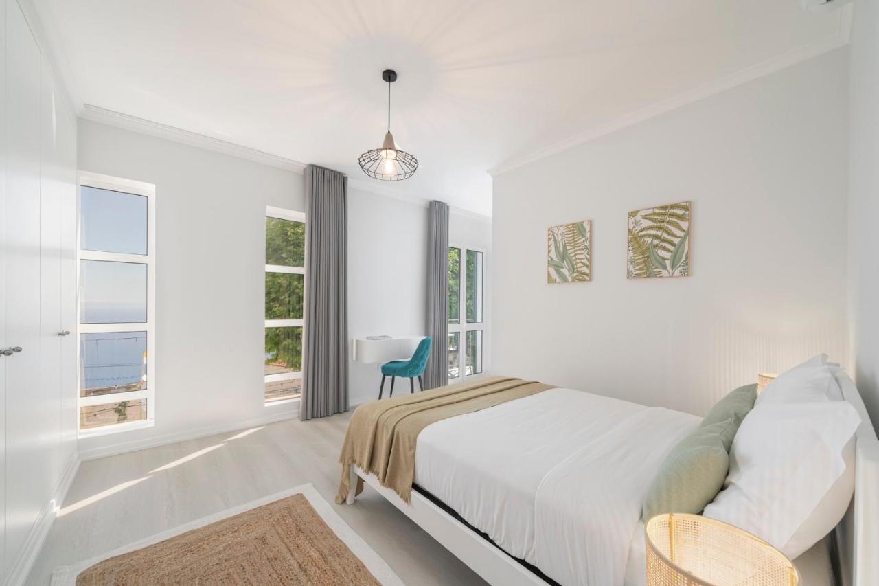 Intelsol Calheta By An Island Appartement *