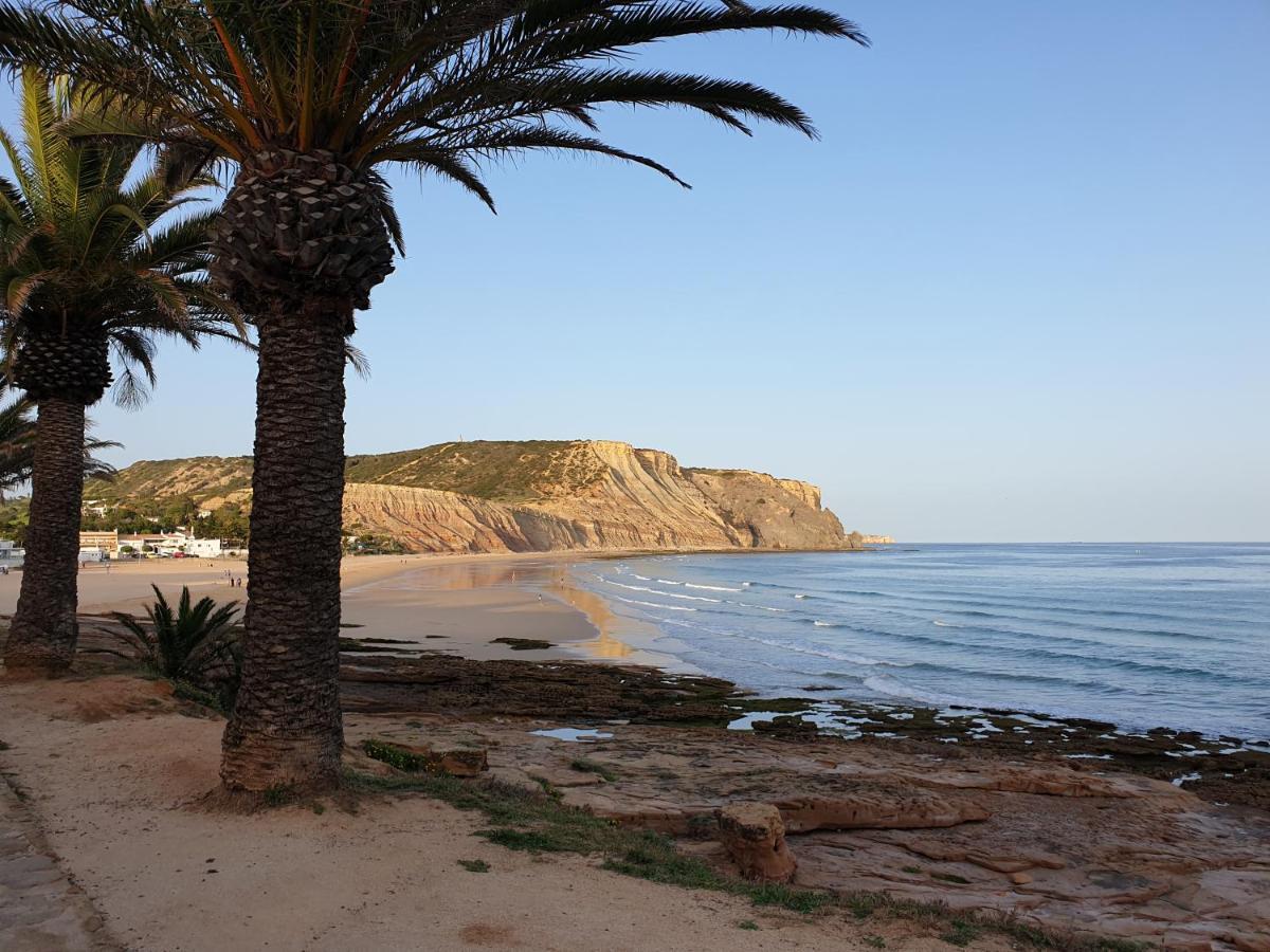 Top-floor 2 Bedroom With Sea View And Pool Apartment *