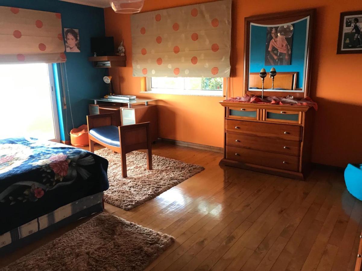 Moradia Com Piscina T4 Vakantiehuis *