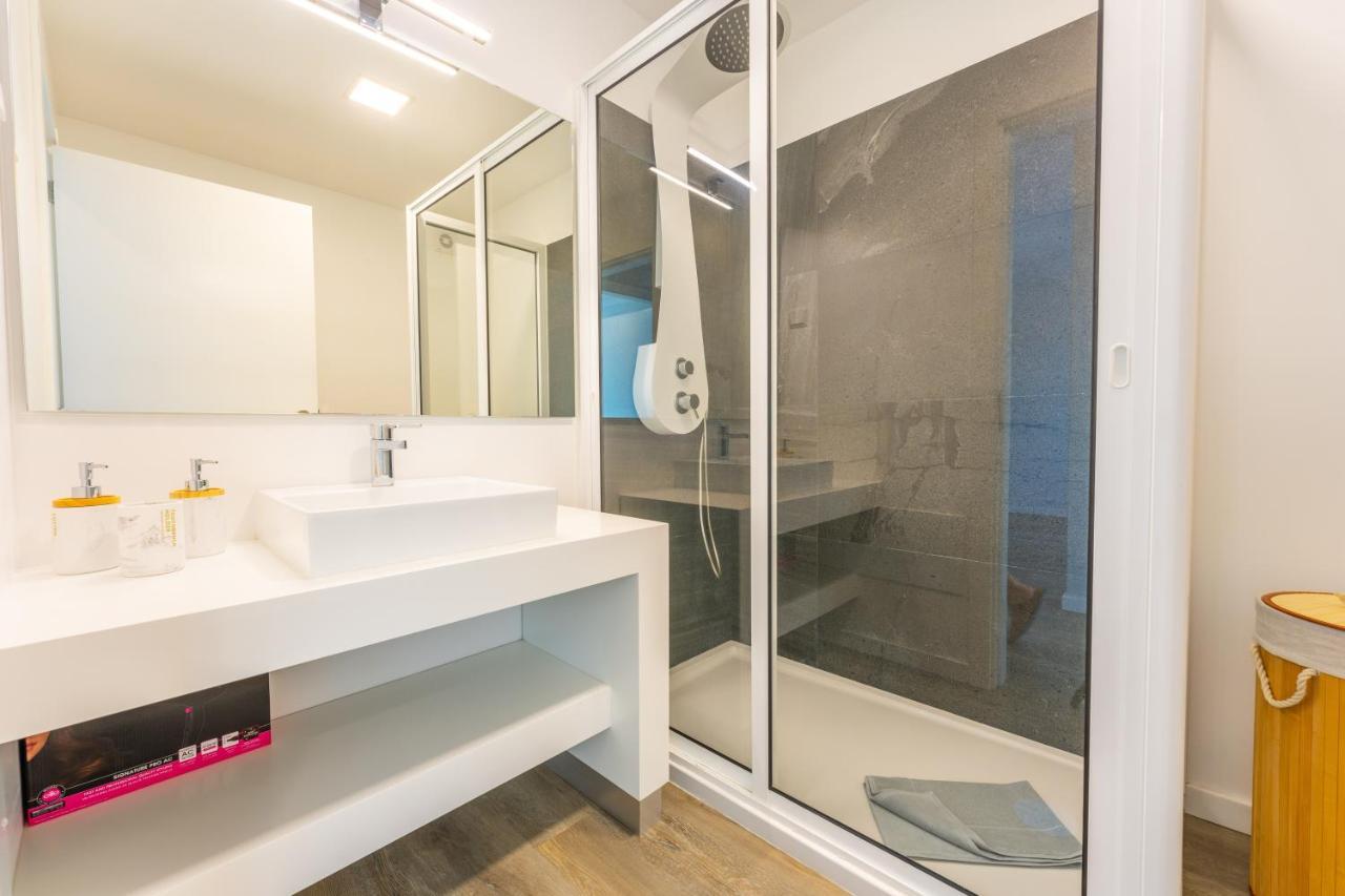 Flh Amazing Ocean View With Balcony Apartment *