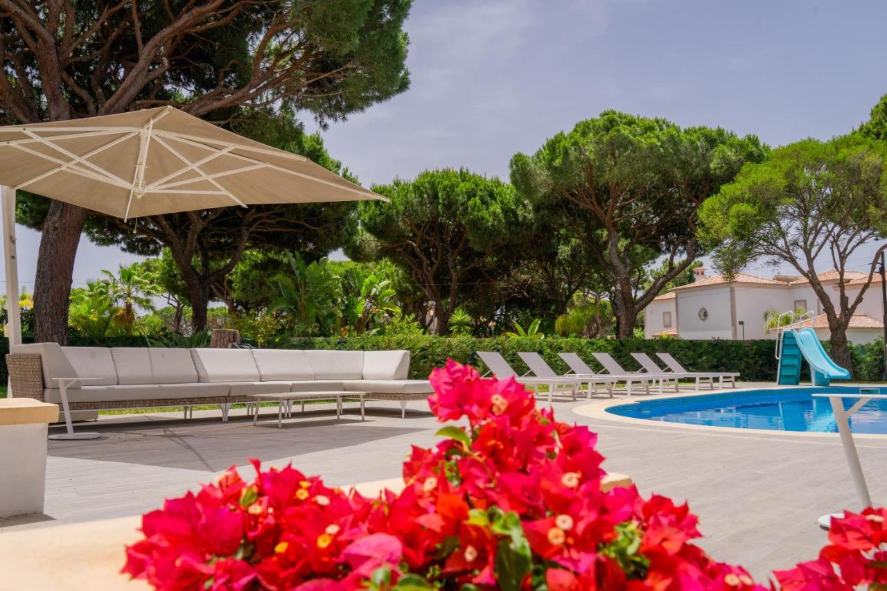 Portuguese Mansion Close To Marina, Golf And Beach. Villa Vilamoura