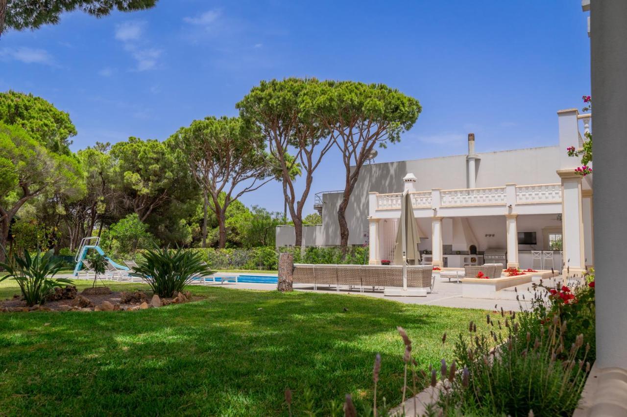 Portuguese Mansion Close To Marina, Golf And Beach. Villa